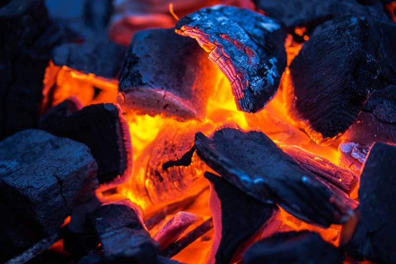 vente charbon de bois pour barbecue à Eysines proche de Bordeaux en Gironde